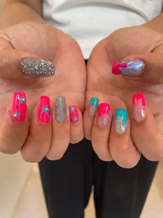 ネイル 束感まつ毛/ネイル/ LED♥KIRARAのマツエク・マツパデザイン