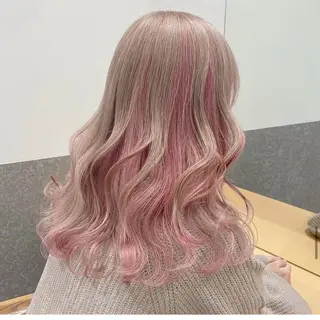 セミロング カラー MIL所属・🎀透明感カラー🎀 ミサキのヘアスタイル
