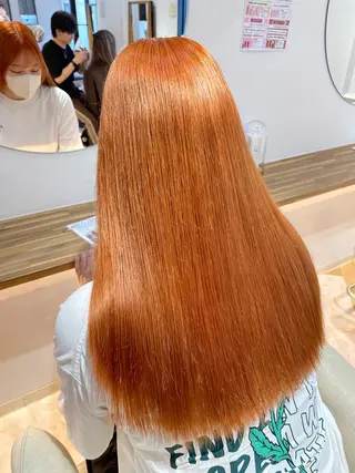 ロング 倉林隆一🐈 ダブルカラー/艶髪のヘアスタイル