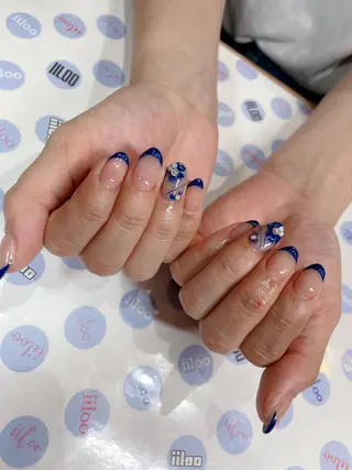 ネイル iiloo aromaworksのネイルデザイン