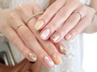 ネイル She's nail 新宿店所属・haruna Ｙのネイルデザイン