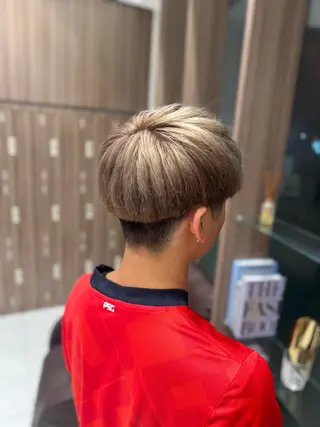 カラー メンズ 🕯コバ/レイヤー/ 透明感/縮毛🕯のヘアスタイル