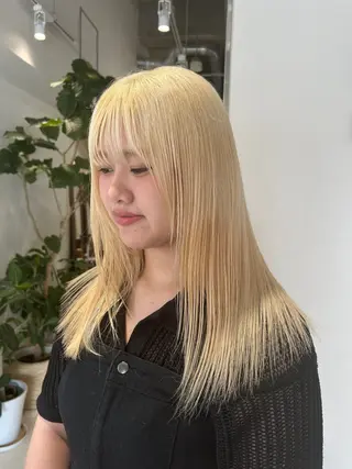 セミロング カラー ハイトーン/アレンジ /🎀YUINA🎀のヘアスタイル
