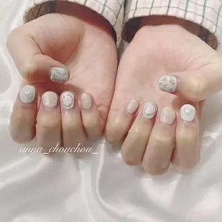 ネイル Anna Sano⭐️のネイルデザイン