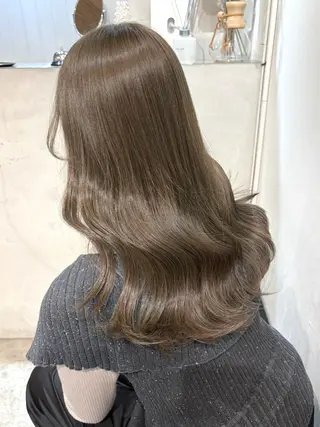 セミロング カラー 🫐寒色系カラー 🫐ヤマナカリリカのヘアスタイル