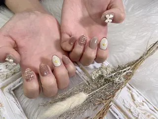 ネイル 🦋ネイルサロン ブラン🌈ゆりのネイルデザイン