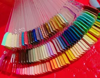 ネイル 半村 明のネイルデザイン