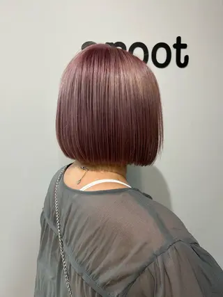 ショート カラー 岩崎 美帆のヘアスタイル