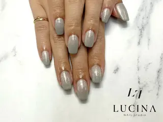 ネイル 新橋 ルキナ スタッフのネイルデザイン