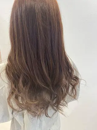 ロング 宮村 真穂のヘアスタイル