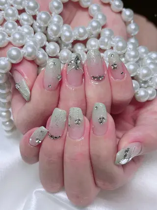 ネイル Cutil Nailsalon所属・Cutil. Nail🌈のネイルデザイン