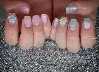 ネイル She   Nail所属・ISA_ BELLAのネイルデザイン