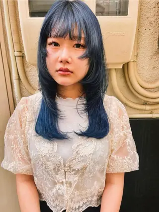 ロング カラー 日向 琴美のヘアスタイル