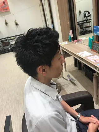 パーマ メンズ Miku❇️ フェイスレイヤーのヘアスタイル