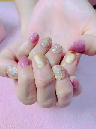 ネイル 池崎 美穂のネイルデザイン