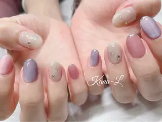 ネイル 芦辺 香奈のネイルデザイン