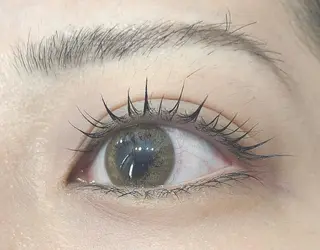 マツエク・マツパ TotalBeautysalonCURE所属・CURE 朱梨のマツエク・マツパデザイン