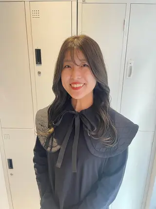 セミロング カラー 髙橋奈緒子 ⭐︎newi京橋のヘアスタイル