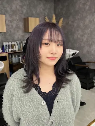 セミロング カラー パーマ ヘアアレンジ メンズ キッズ ネイル マツエク・マツパ アイブロウ 🐺ウルフ×ハイトー ン🖤Yukinoのヘアスタイル