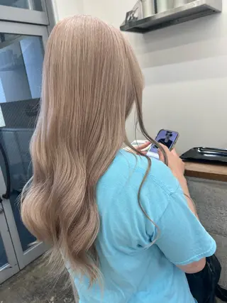 ロング 🌈ハイトーンカラー ⋆˚ʚɞにいな🌈のヘアスタイル