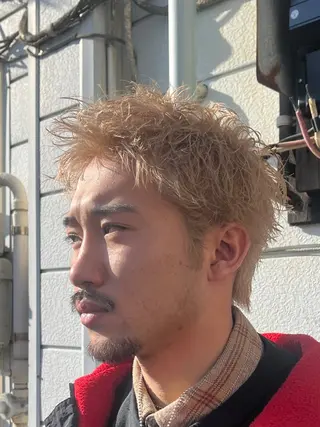 ショート カラー メンズ 【店長】メンズ職人 短髪　ハイトーン🔥のヘアスタイル