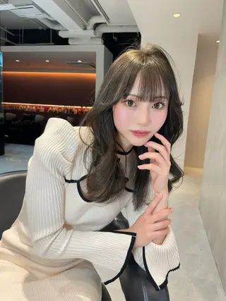 セミロング 韓国ヘア🇰🇷 YURIYAのヘアスタイル