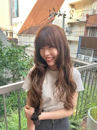 ロング 大阪梅田 HINA🍑✨のヘアスタイル