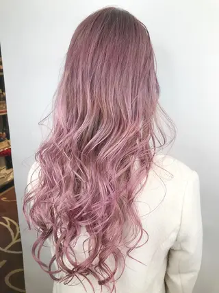 ロング カラー インナーカラー/ ストレート/奥野洸也のヘアスタイル