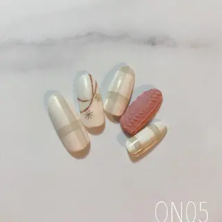 ネイル 園 寛子 （ネイリスト）のネイルデザイン