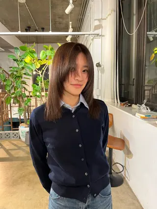 セミロング 海音🌺レイヤー カット/ケアリストのヘアスタイル