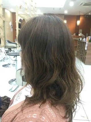 パーマ 松下 輝璃のヘアスタイル