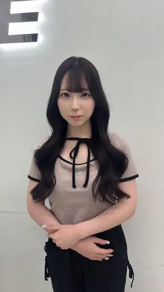 セミロング カラー 🎀愛されgirly ヘア🫧Ayakaのヘアスタイル