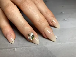 ネイル 山本joieange 心斎橋店のネイルデザイン