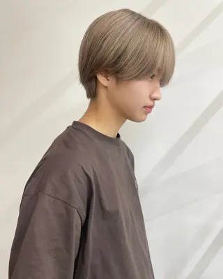 カラー メンズ カットモデル/ ハイトーン/ゆうあのヘアスタイル