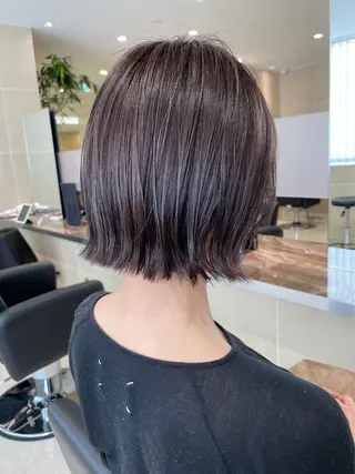 ショート カラー CLALA HIROSHIMA所属・CLALA HIROSHIMAのヘアスタイル