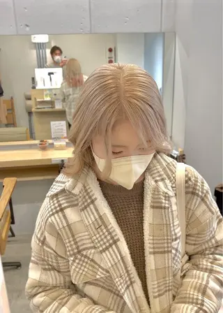 ロング カラー SALOWIN柏Suite所属・レイヤー/ウルフ/ イヤリング/岡本智樹のヘアスタイル