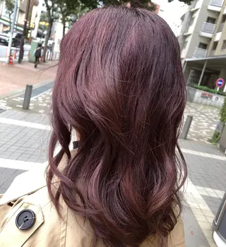 セミロング ハイダメージ毛 縮毛矯正のヘアスタイル