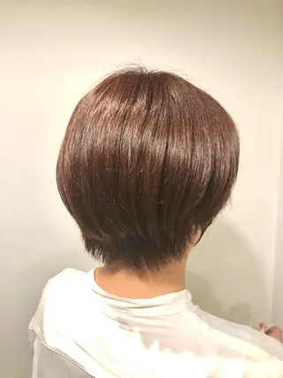 ショート 岩谷 愛依のヘアスタイル