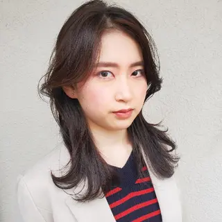 セミロング カラー フリーランス所属・韓国ヘア レイヤー くびれヘアMATSUのヘアスタイル