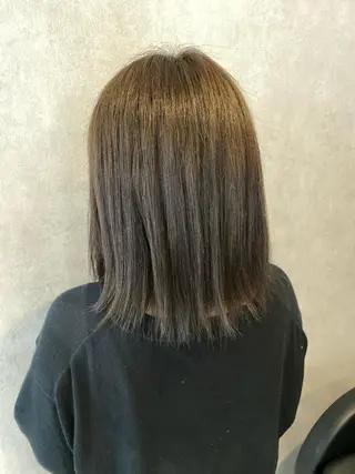 ミディアム ELLE&SALLY 石野のヘアスタイル