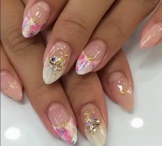 ロング ネイル METORO NAILのネイルデザイン