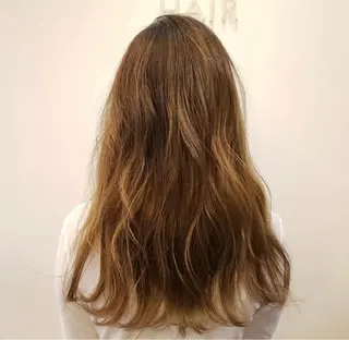 ロング カラー Cerisier所属・cerisier 萩原のヘアスタイル