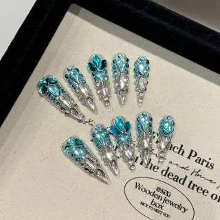 ネイル ナユキNA.YUKI 渋谷店のネイルデザイン