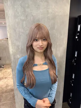 ロング カラー ハイトーン💖 etsukiのヘアスタイル