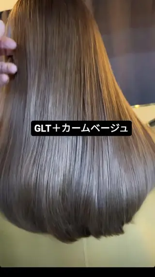 ロング ⭕鏡のような劇艶× 自然なストレート⭕️のヘアスタイル