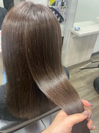 セミロング 袋瀬 玲奈のヘアスタイル