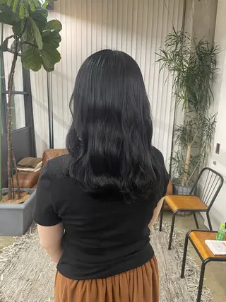 セミロング 鈴木瑛里／ブロンド ベージュ／男女のヘアスタイル