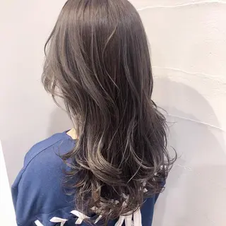 ロング カラー SHEARA BY CARE所属・. AYUKAのヘアスタイル