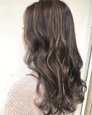 カラー シールエクステ/ ハイトーンカラーのヘアスタイル