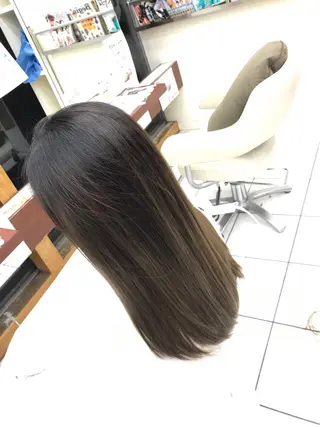 カラー 永井龍🫧金山🫧 徒歩1分🚶のヘアスタイル